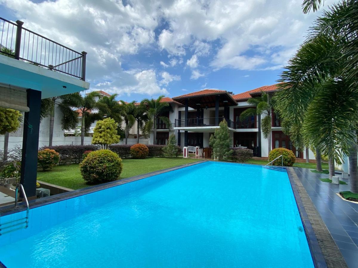 Christima Residence Negombo Exterior photo