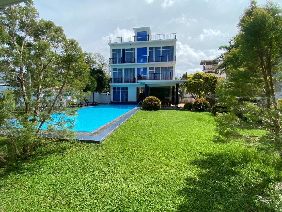 Christima Residence Negombo Exterior photo